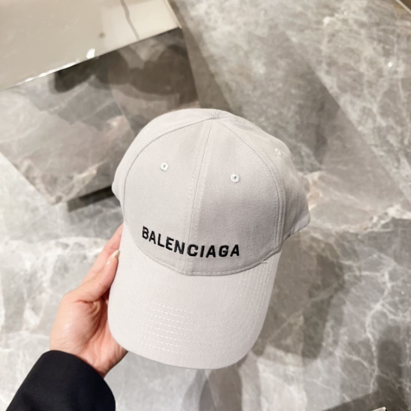 BALENCIAGA